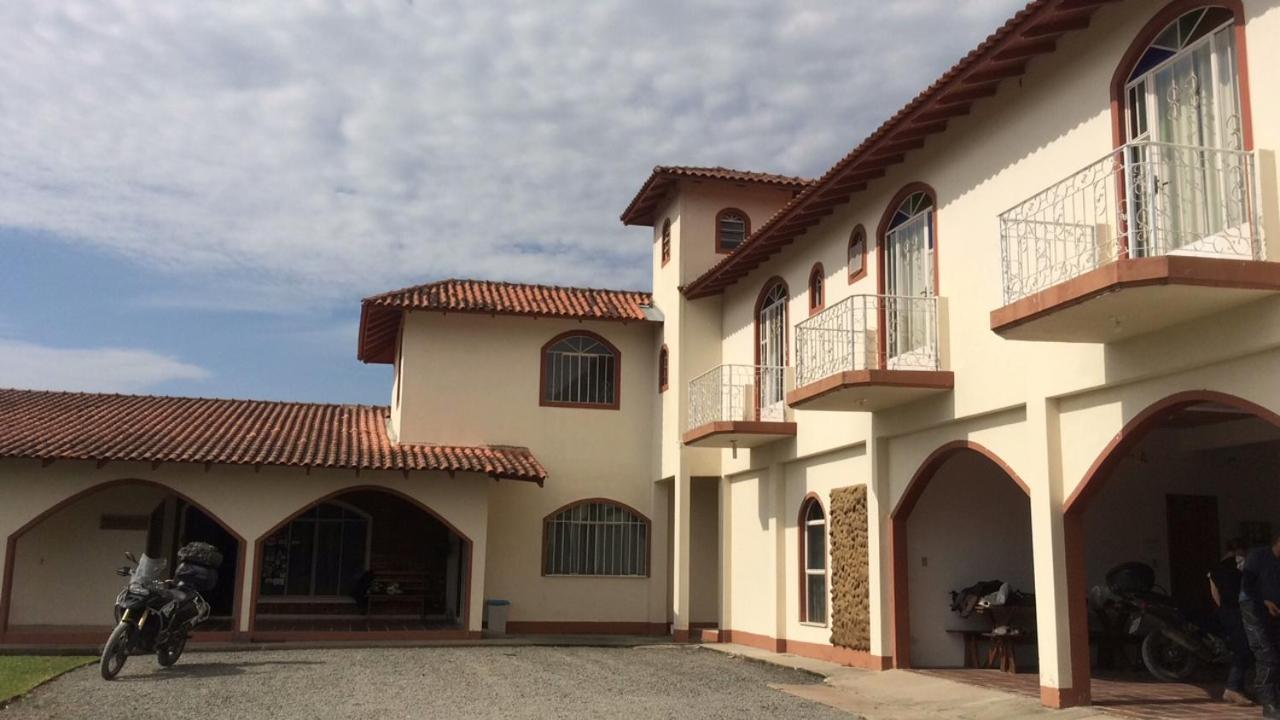 Pousada Fazenda Da Invernada อูรูบิซิ ภายนอก รูปภาพ
